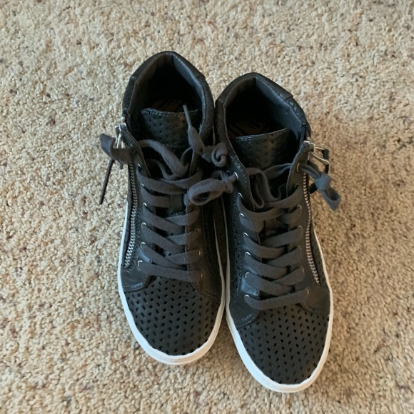 DV mid top sneakers. Grey. Hardly worn. - Picture 2 of 4